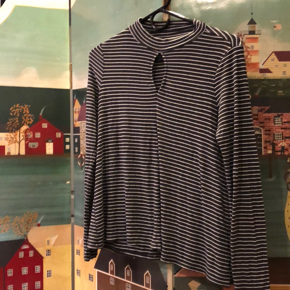 Long sleeve stripe shirt